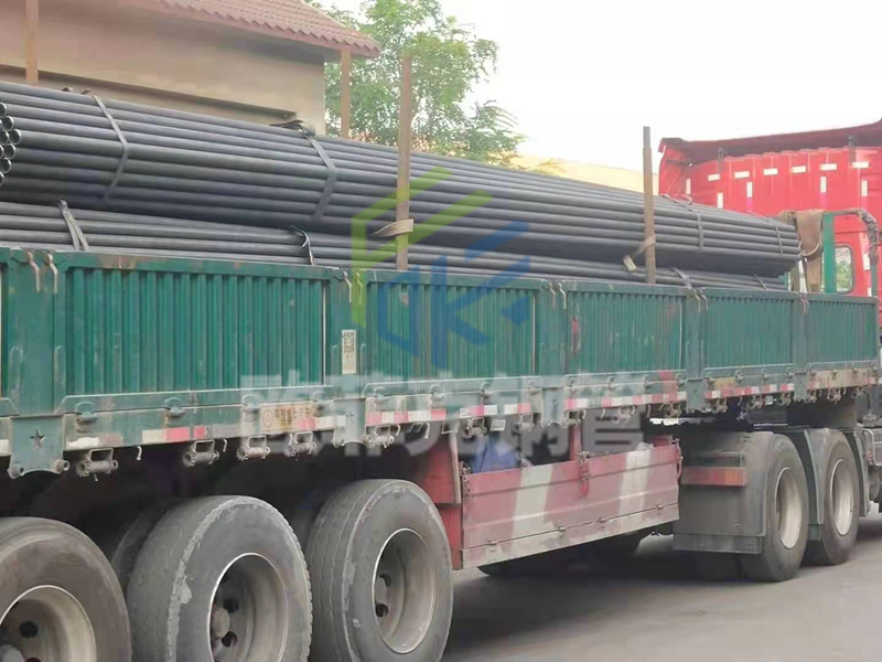 东阁镇发货现场